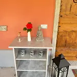Casa Del Sole, Di Monate * Travedona