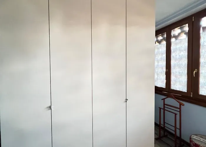 Casa Del Sole, Di Monate *