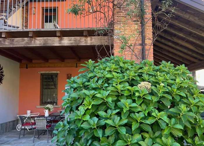 Casa Del Sole, Di Monate *