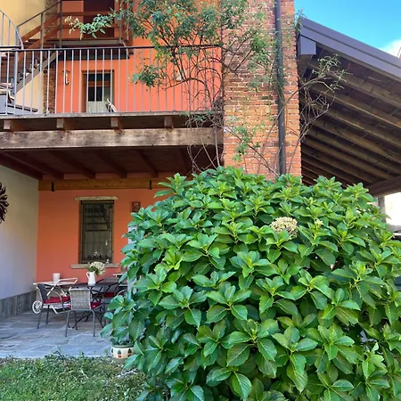 Casa Del Sole, Di Monate
