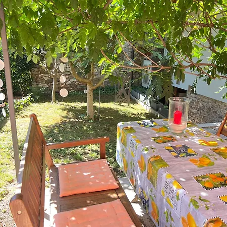 Casa Del Sole, Di Monate 펜션 Travedona