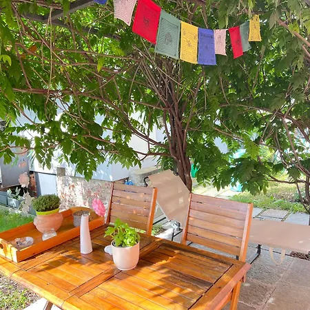 Casa Del Sole, Di Monate 펜션