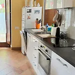 Casa Del Sole, Di Monate *