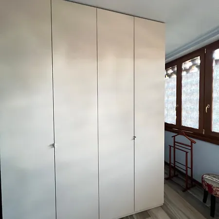 Casa Del Sole, Di Monate *