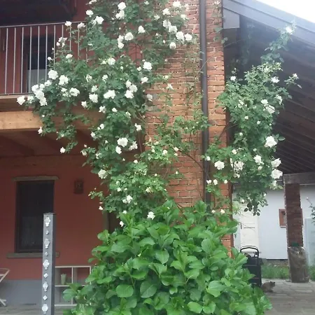 Casa Del Sole, Di Monate Prázdninový dům