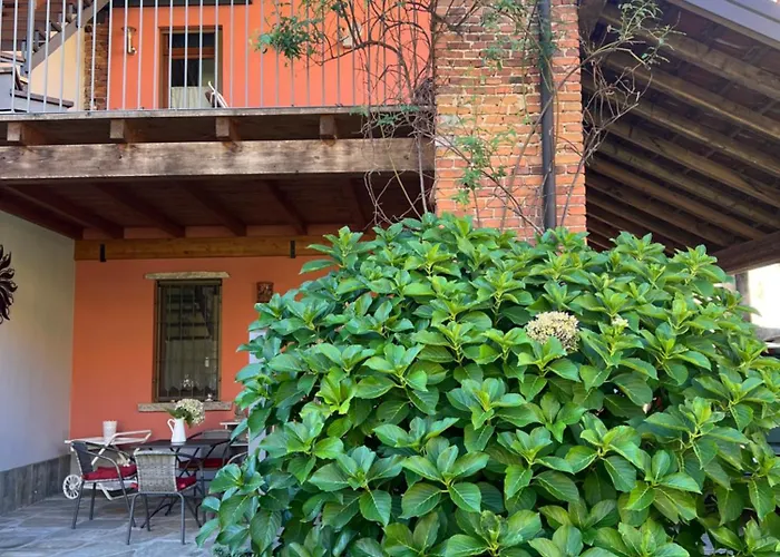 Casa Del Sole, Di Monate